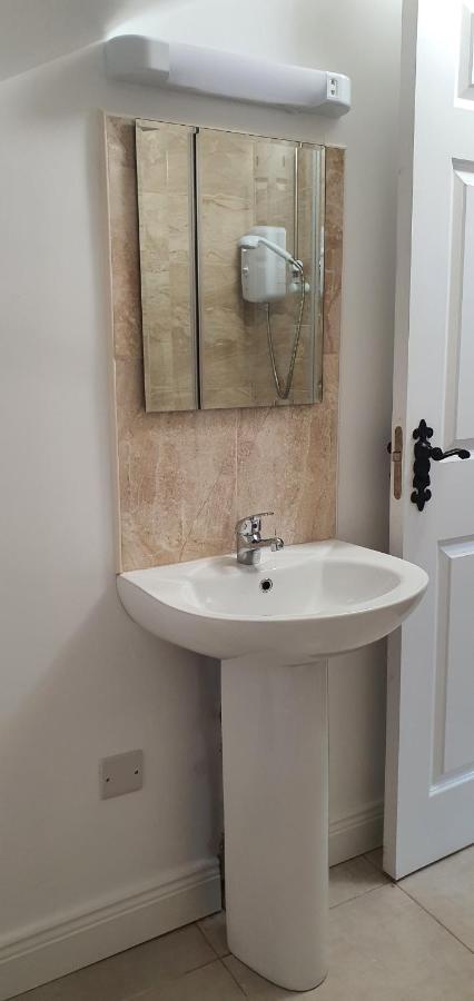 Hydeaway 2 Appartement Donegal Town Buitenkant foto